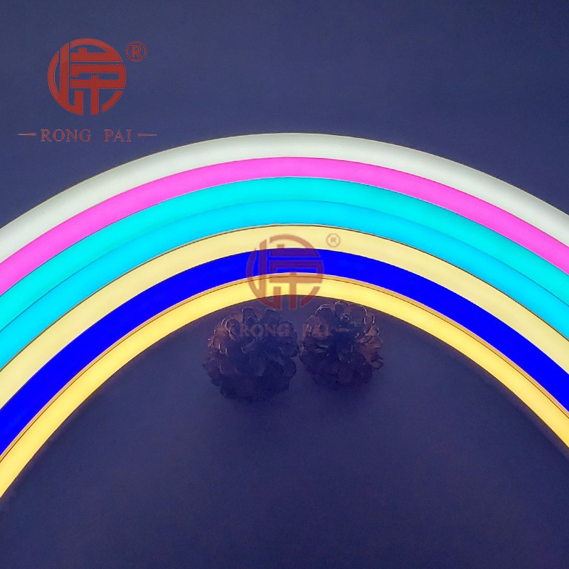 矽膠（jiāo）燈帶的特點（diǎn）-常州嶸（róng）牌橡塑製品有限公司