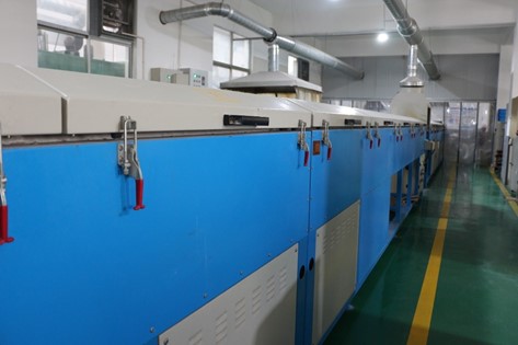 挤（jǐ）出车间