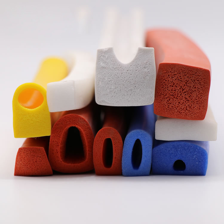 設（shè）備密封條有異味、不耐高溫消毒？嶸（róng）牌食品級（jí）/醫療級矽膠發泡條，無毒無味，耐高溫滅菌