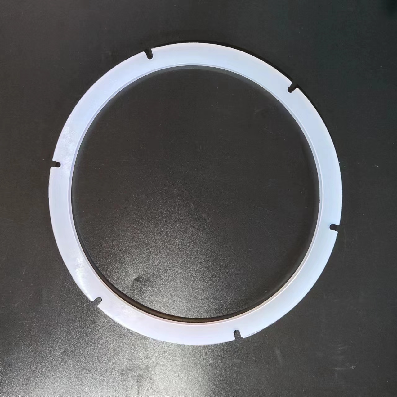 異形設備找不（bú）到合適密封圈？羞羞视频在线观看非標定製矽膠（jiāo）密封（fēng）圈（quān），萬種規格，解決特（tè）殊尺寸難題